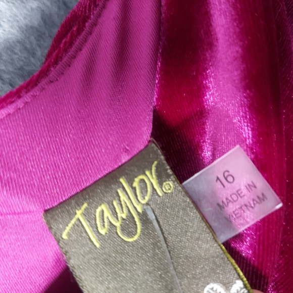 Taylor Women Dress 16 Velvet Sleeveless Cowl Neck Midi Slits Evening Feminine - Picture 4 of 9